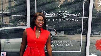 Smiles at Glenwood - General dentist in Raleigh, NC