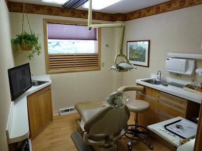 McIlvaine Dentistry - General dentist in Wadsworth, OH
