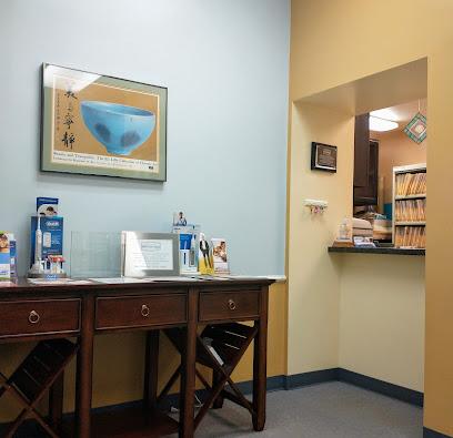 Holguin Rick DDS - General dentist in Kailua Kona, HI