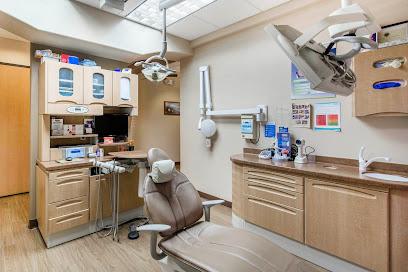 Dental Care of Pearland - General dentist in Pearland, TX