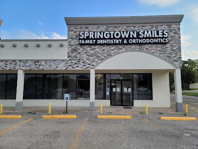 Springtown Smiles - General dentist in Springtown, TX