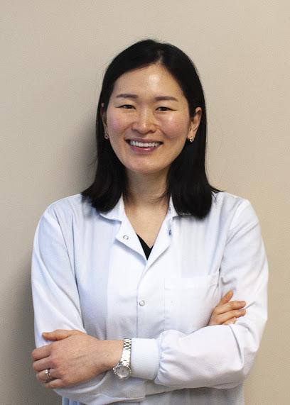 Dr. Riya Choksi, DMD - General dentist in Cincinnati, OH