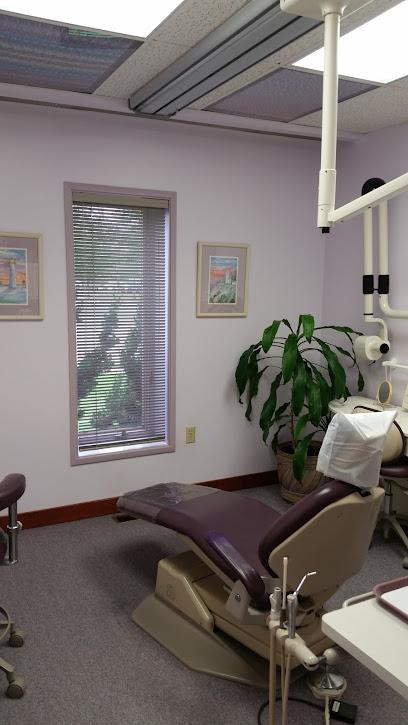Dr. Gregory Yu, DMD - General dentist in Reading, PA