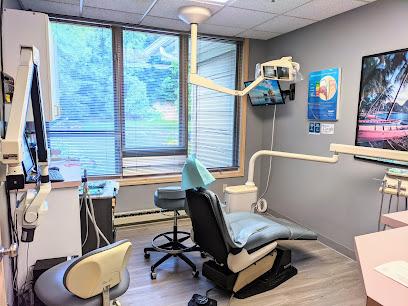 Simsbury Family & Cosmetic Dentistry - General dentist in Weatogue, CT