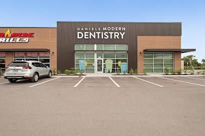 Daniels Modern Dentistry - General dentist in Fort Myers, FL