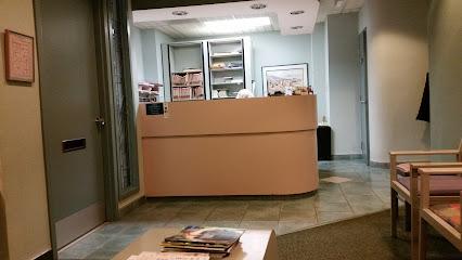 Dr. Fariba Tahmasebi-Moshiri, DMD - General dentist in Saint Louis, MO