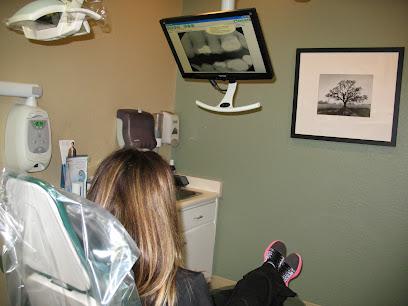 Oakdale Smile Dentistry – Tae Een Park DDS - General dentist in Oakdale, CA