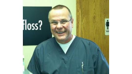 Dr. Leonard Maida, DDS - General dentist in Chicago, IL