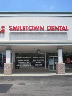 Smile Town Dental - General dentist in Addison, IL