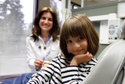 Calvo-Waldbaum Toni DDS - General dentist in Seattle, WA