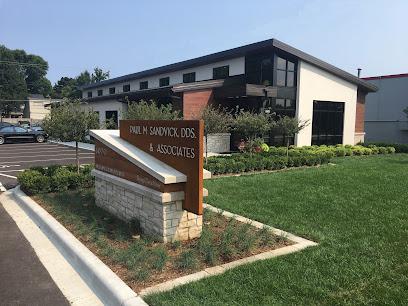 Paul M. Sandvick, DDS & Associates - General dentist in Milwaukee, WI