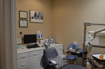 Smiles Dental Center - General dentist in Wood Dale, IL