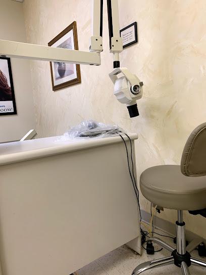 Simmons D Keith DDS - General dentist in Chesapeake, VA