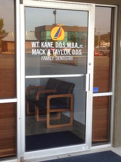 Kane and Taylor - General dentist in Dexter, MO