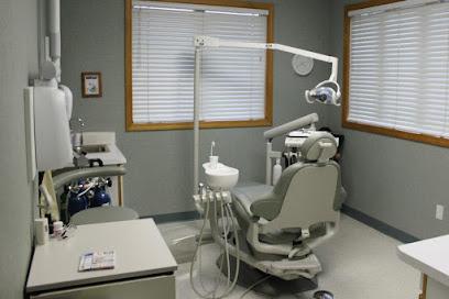 Drs. Jardin, Buganski, and Duggan Toledo Family Dental Practice - General dentist in Toledo, OH
