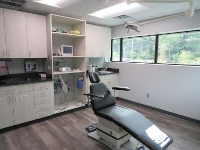 Plaistow Oral Surgery and Dental Implant Center - Oral surgeon in Plaistow, NH