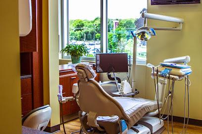 Cranston Cosmetic Dentistry - General dentist in Cranston, RI