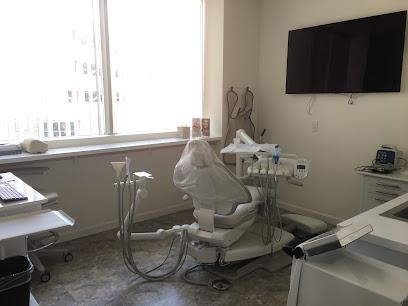 Aurora Periodontal Care Dental Clinic - Periodontist in Beverly Hills, CA