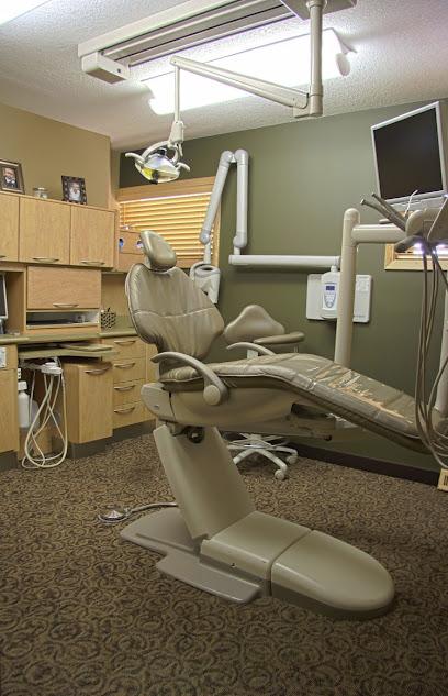 Hopkins Family Dentistry (Formerly Boyat Dental) - General dentist in Hopkins, MN