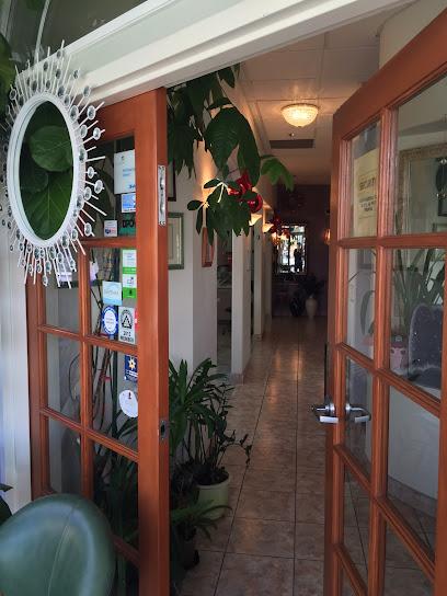 Mecua Richard R DDS - General dentist in San Lorenzo, CA