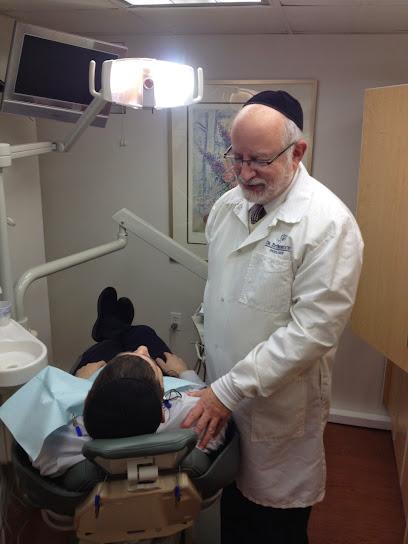 Zev Maybruch, D.D.S. - General dentist in Flushing, NY