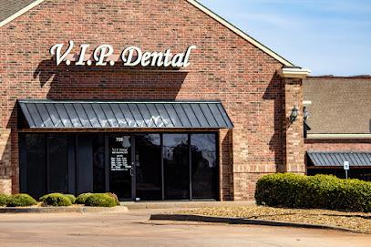 Route 66 Smiles - General dentist in Yukon, OK