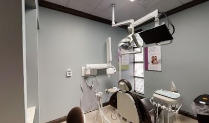 Dental Care of Menomonee Falls - General dentist in Menomonee Falls, WI