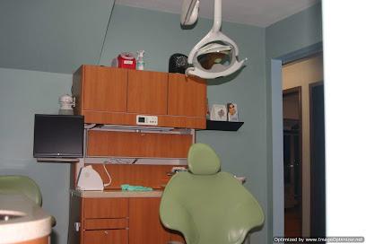 Brenza Tina M DDS - General dentist in Rockford, IL