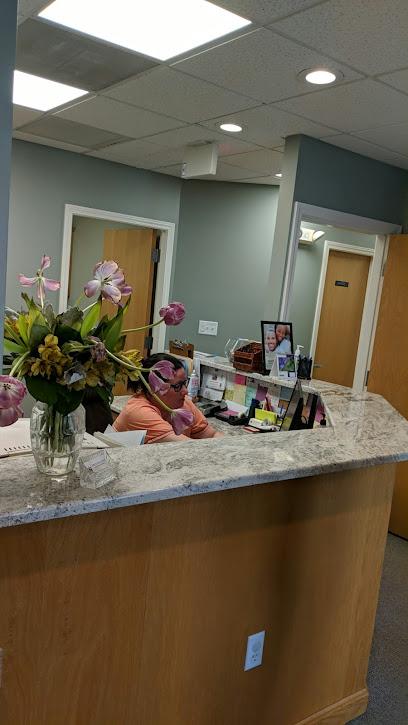 Attisano Leonard M DDS - General dentist in Manchester, NH