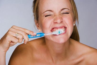 Lombardo Vincent J DDS - Periodontist in Columbus, OH