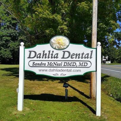 Dahlia Dental - General dentist in Amsterdam, NY