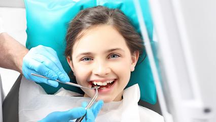 Dr. Paul Mroczkowski - General dentist in Milwaukee, WI