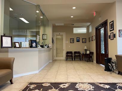 Dr. Diana Lois - Oral surgeon in Fort Worth, TX