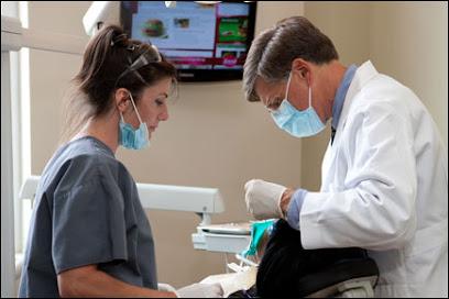 Chapel View Family & Cosmetic Dentistry | Dentist in Cranston RI - General dentist in Cranston, RI