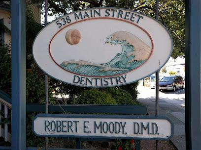 Robert E. Moody DMD - General dentist in Half Moon Bay, CA