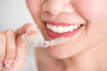 Invisalign Los Angeles Specialists - Orthodontist in Los Angeles, CA