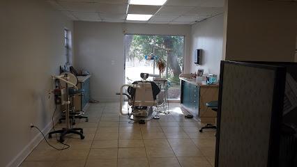 E. L. Moore, D.D.S. - General dentist in Tampa, FL