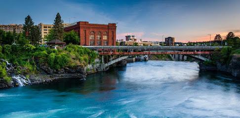 Capri Fox LD, DPD - General dentist in Spokane, WA