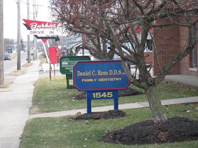 Reno Jana - General dentist in Muncie, IN