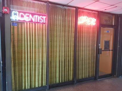 Dr. Adolfo Mares, DDS - General dentist in Miami, FL