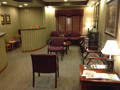 Smalltown Dental Glen - General dentist in Peoria, IL
