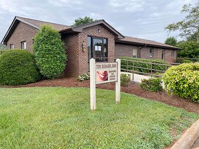 Tim Burgiss D.D.S. - General dentist in Harmony, NC