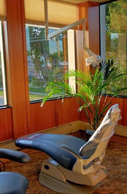 Dr. Walter Zattera Family Dentistry - General dentist in Arlington Heights, IL