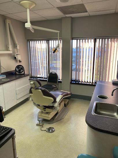 Advance Dental | Dr. Ress & Dr. Cosgrove - General dentist in East Hartford, CT