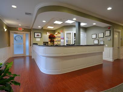 Abington Center for Cosmetic and Family Dentistry: Charles Dennis, DMD - General dentist in Clarks Summit, PA