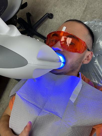 Aesthetic Dental Associates - General dentist in Seattle, WA