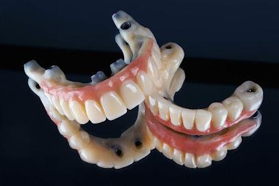 3D Dental Implant Center – Charlie Chen, DDS Cheng He Ya Ke Yi Zhi Ya Zhong Xin - General dentist in Brooklyn, NY